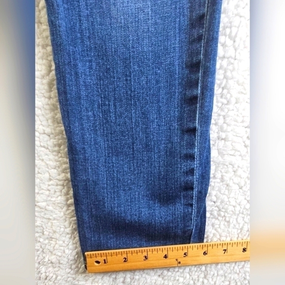 -Kut From The Kloth Catherine Boyfriend  Size 4 Dark Wash Denim - Picture 5 of 6